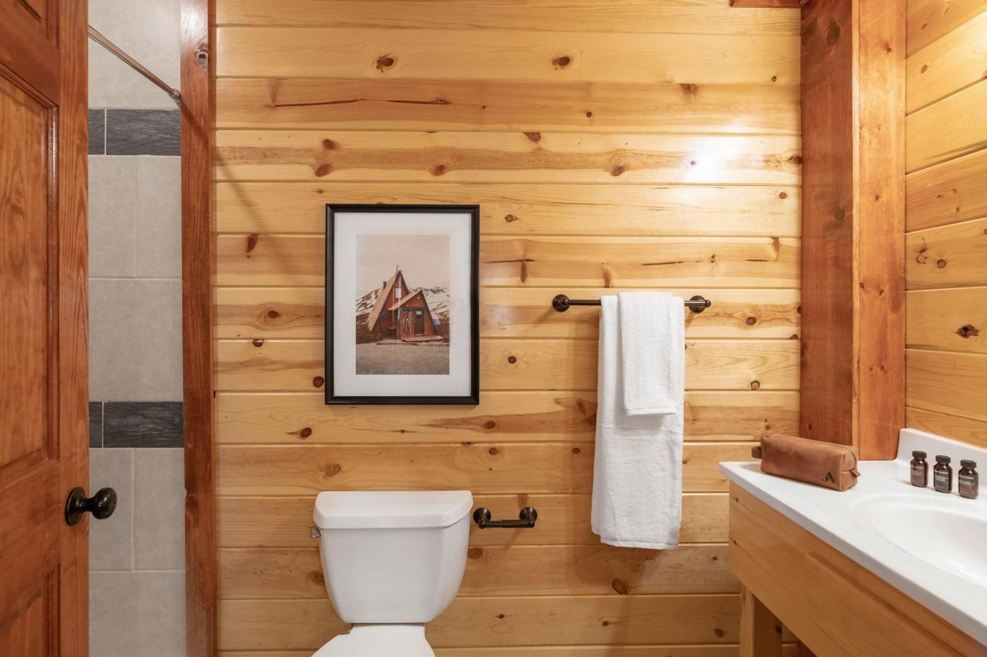 Sugarland By Avantstay Sleeps 28 Home Theatre Two Hot Tubs Indoor Pool Incredible Views Pigeon Forge Exterior photo